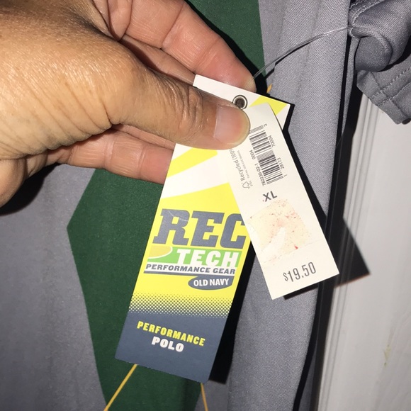 NWT Men’s Old Navy Shirt - Picture 7 of 7